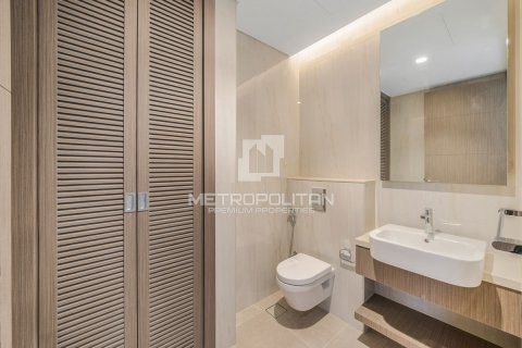 Apartment in Business Bay, Dubai, UAE 2 bedrooms, 121 sq.m. № 593506 - photo 14