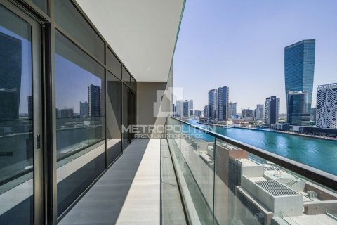 Apartment in Business Bay, Dubai, UAE 2 bedrooms, 121 sq.m. № 593506 - photo 25