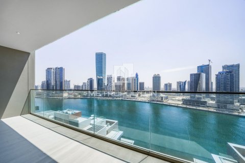 Apartment in Business Bay, Dubai, UAE 2 bedrooms, 121 sq.m. № 593506 - photo 22