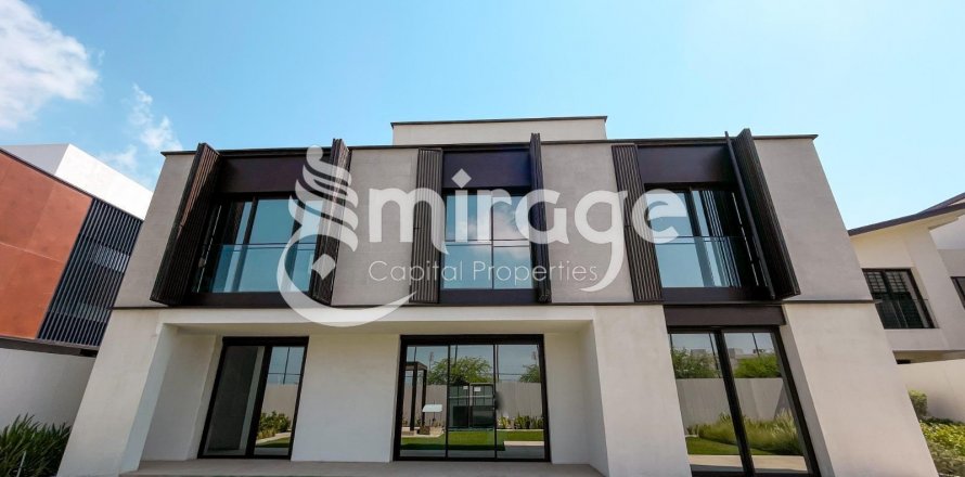 Vilë në Saadiyat Island, Abu Dhabi, Emiratet e Bashkuara Arabe 5 dhoma gjumi, 544.6 m2. № 597125