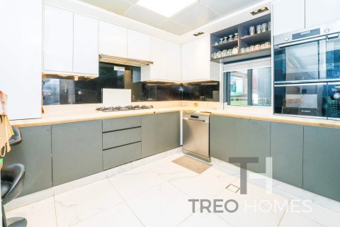 Kuća u nizu u gradu Al Furjan, Dubai, UAE 4 spavaće sobe, 181 m2 Br. 595535 - Slika 2