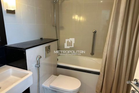 Apartment in Business Bay, Dubai, UAE 2 bedrooms, 114 sq.m. № 593242 - photo 14