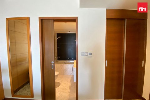 Снять в аренду квартиру в Даунтаун Дубай (Даунтаун Бурдж Дубай), ОАЭ 1 спальня, 80.3м2, № 622174 - фото 15