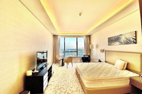 Apartment in Palm Jumeirah, Dubai, UAE 47.1 sq.m. № 576829 - photo 6