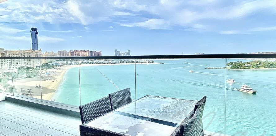 Palm Jumeirah, Dubai, संयुक्त अरब अमीरात में अपार्टमेंट, 1 बेडरूम, 106.2 वर्ग मीटर, संख्या 576834