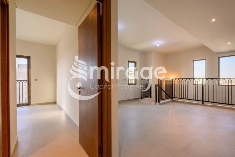 Vila v Khalifa City, Abu Dhabi, SAE 3 ložnice, 264 m² Č.: 597323 - fotografie 6