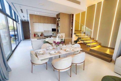 טאונהאוס למכירה ב Jumeirah Village Circle, Dubai, איחוד האמירויות  4 חדרי שינה, 392 מ"ר, מספר 501340 - תמונה 2