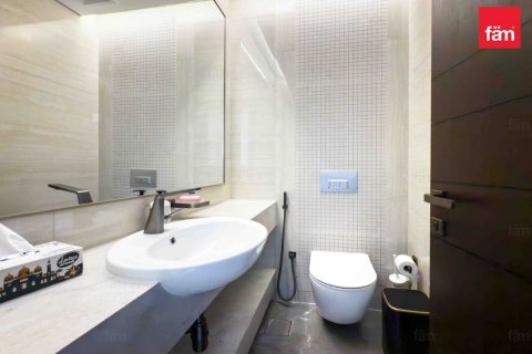 Apartman u gradu Business Bay, Dubai, UAE 2 spavaće sobe, 117.8 m2 Br. 585271 - Slika 11