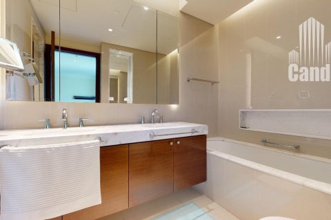 Apartamento para arrendamento em Downtown Dubai (Downtown Burj Dubai), Dubai, EAU 2 quartos, 133.8 m2 № 577270 - foto 8