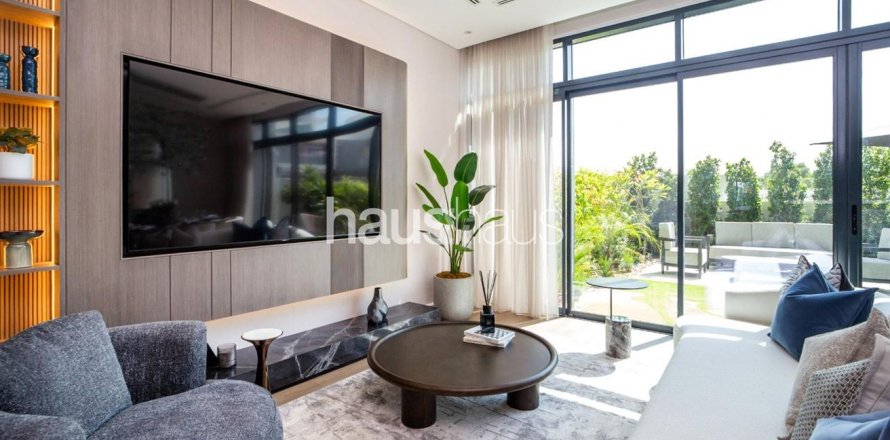Βίλα σε Jumeirah Golf Estates, Dubai, ΗΑΕ 3 υπνοδωμάτια, 178 τ.μ. Αρ. 626779