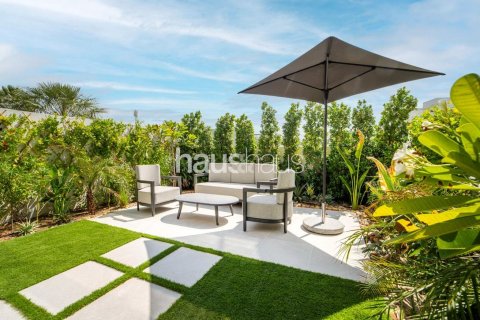 Βίλα σε Jumeirah Golf Estates, Dubai, ΗΑΕ 3 υπνοδωμάτια, 178 τ.μ. Αρ. 626779 - φωτογραφία 12