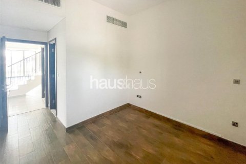 Řadový dům v Motor City, Dubai, SAE 4 ložnice, 270 m² Č.: 626777 - fotografie 8