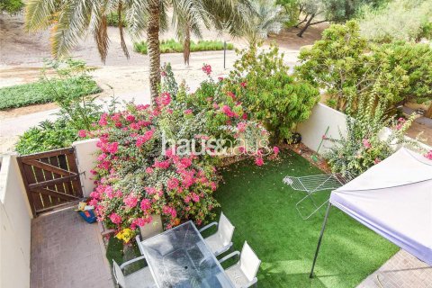 Villa in Arabian Ranches, Dubai, UAE 3 bedrooms, 244 sq.m. № 626756 - photo 1