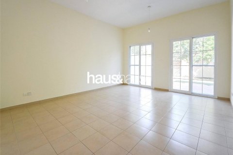 Villa in Arabian Ranches, Dubai, UAE 3 bedrooms, 244 sq.m. № 626756 - photo 2
