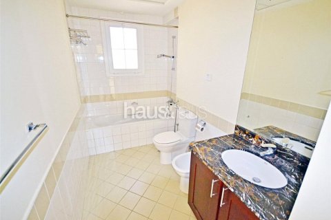 Villa in Arabian Ranches, Dubai, UAE 3 bedrooms, 244 sq.m. № 626756 - photo 6