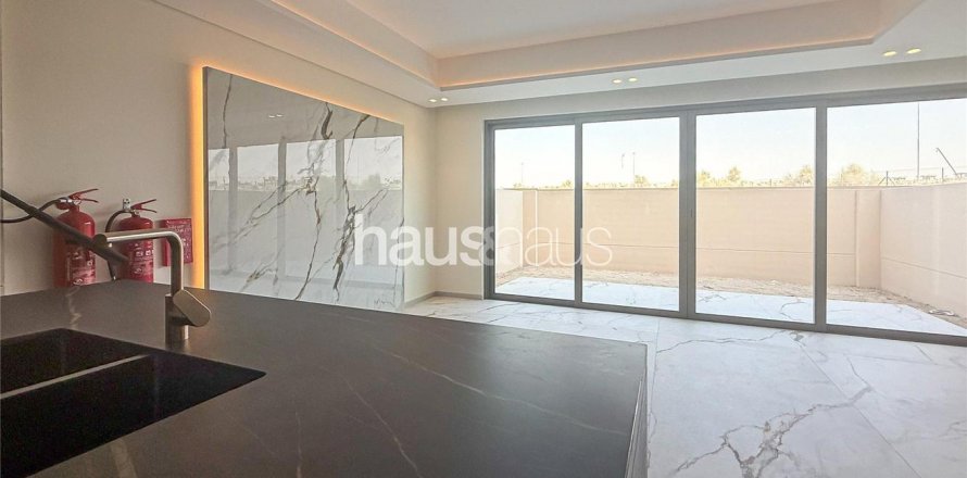 Townhouse in Jumeirah Golf Estates, Dubai, UAE 3 bedrooms, 204 sq.m. № 626499