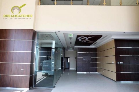 Зняти в оренду комерційну нерухомість в Cornich Ras Al Khaima, Рас-эль-Хайма, ОАЕ 699.9м2, № 588384 - фото 3