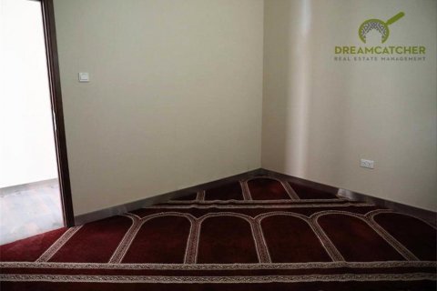Зняти в оренду комерційну нерухомість в Cornich Ras Al Khaima, Рас-эль-Хайма, ОАЕ 699.9м2, № 588384 - фото 8