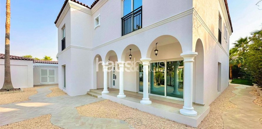 Vila di Dubai Investment Park, UAE 5 bilik tidur, 577 meter persegi № 625442