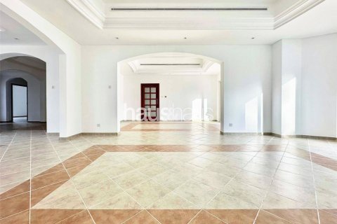 Vila di Dubai Investment Park, UAE 5 bilik tidur, 577 meter persegi № 625442 - foto 6