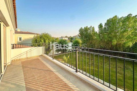 Vila di Dubai Investment Park, UAE 5 bilik tidur, 577 meter persegi № 625442 - foto 15