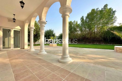 Vila di Dubai Investment Park, UAE 5 bilik tidur, 577 meter persegi № 625442 - foto 2