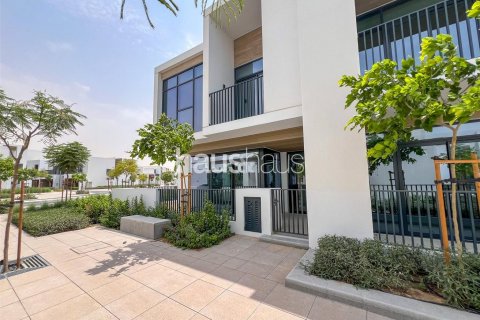 Vila di Arabian Ranches 3, Dubai, UAE 4 bilik tidur, 268 meter persegi № 625344 - foto 1