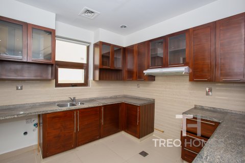 Villa in Arabian Ranches 2, Dubai, UAE 3 bedrooms, 302 sq.m. № 595532 - photo 4