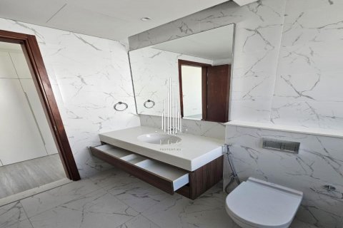 Vila v Abu Dhabi, SAE 4 ložnice, 460 m² Č.: 577274 - fotografie 11