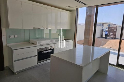 Vila v Abu Dhabi, SAE 4 ložnice, 460 m² Č.: 577274 - fotografie 6