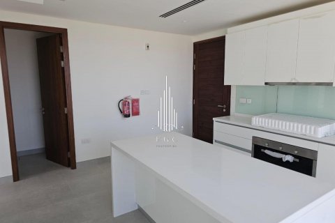 Vila v Abu Dhabi, SAE 4 ložnice, 460 m² Č.: 577274 - fotografie 8