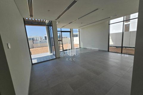 Vila v Abu Dhabi, SAE 4 ložnice, 460 m² Č.: 577274 - fotografie 3