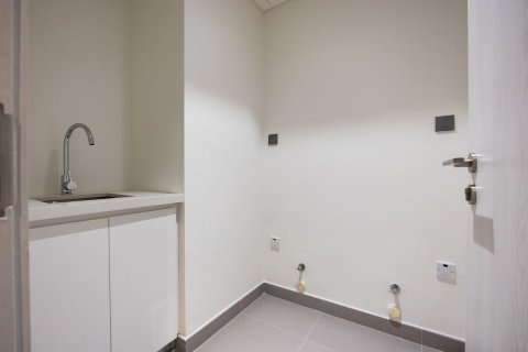 Commercial property til leje i Yas Island, Abu Dhabi, UAE 483 kvm № 594954 - foto 9
