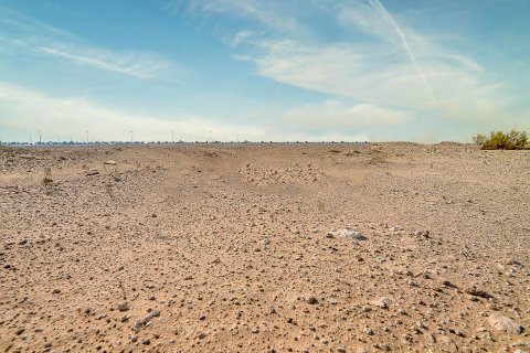 Tokë në Mohamed Bin Zayed City, Abu Dhabi, Emiratet e Bashkuara Arabe 4831 m2. № 594950 - Foto 7