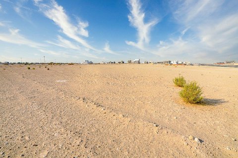 Tokë në Mohamed Bin Zayed City, Abu Dhabi, Emiratet e Bashkuara Arabe 4831 m2. № 594950 - Foto 14