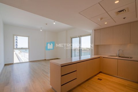 Apartment on the Yas Island, Abu Dhabi, UAE 3 bedrooms, 139.4 sq.m. № 628918 - photo 6