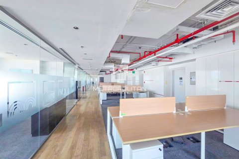 Office in Sheikh Zayed Road, Dubai, UAE 496.8 sq.m. № 591840 - photo 3