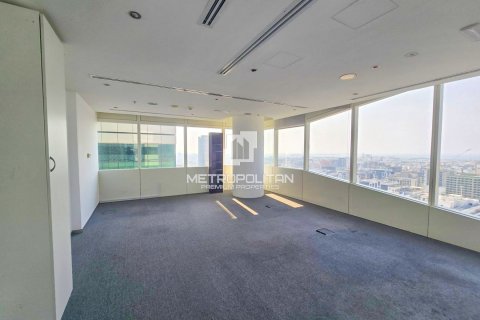Office in Sheikh Zayed Road, Dubai, UAE 496.8 sq.m. № 591840 - photo 7