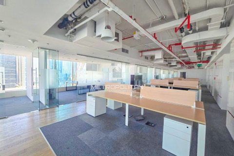 Office in Sheikh Zayed Road, Dubai, UAE 496.8 sq.m. № 591840 - photo 8
