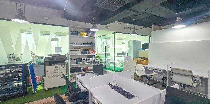 Kancelář v Dubai Media City, SAE 175.3 m² Č.: 591837