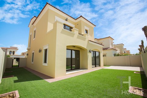 Villa in Arabian Ranches 2, Dubai, UAE 3 bedrooms, 281 sq.m. № 586628 - photo 1