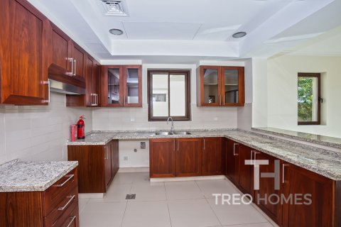 Villa in Arabian Ranches 2, Dubai, UAE 3 bedrooms, 281 sq.m. № 586628 - photo 3