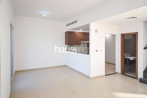Townhouse in Mudon, Dubai, UAE 3 bedrooms, 142 sq.m. № 625729 - photo 14