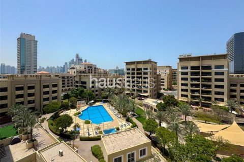 Apartemen di Greens, Dubai, UEA 3 kamar tidur, 193 m2 nomor 625728 - foto 2