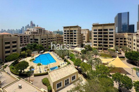Apartemen di Greens, Dubai, UEA 3 kamar tidur, 193 m2 nomor 625728 - foto 13