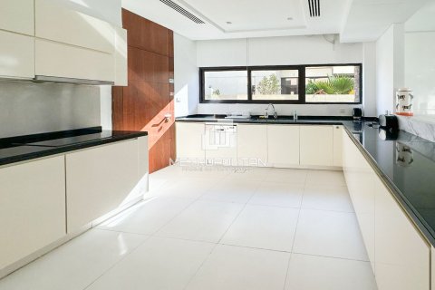 阿联酋 Dubai DAMAC Hills (Akoya by DAMAC) 待售 : 5 卧, 390 平方米 , 编号593251 - 照片 4