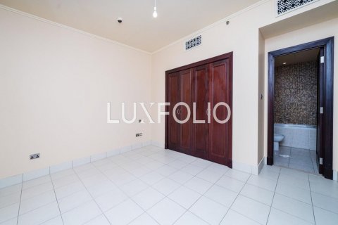 Apartment in Old Town, Dubai, UAE 1 bedroom, 81 sq.m. № 627776 - photo 7