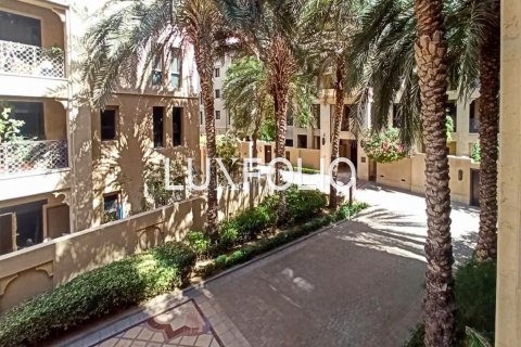 Apartment in Old Town, Dubai, UAE 1 bedroom, 81 sq.m. № 627776 - photo 10