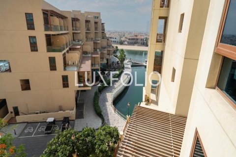 Apartment in Palm Jumeirah, Dubai, UAE 3 bedrooms, 227 sq.m. № 627779 - photo 7