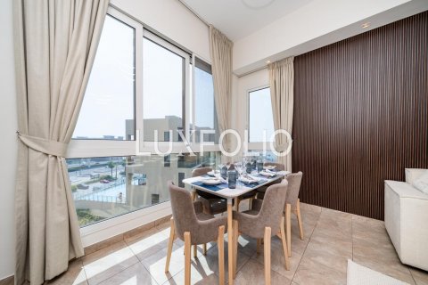 Apartment in Palm Jumeirah, Dubai, UAE 3 bedrooms, 227 sq.m. № 627779 - photo 5